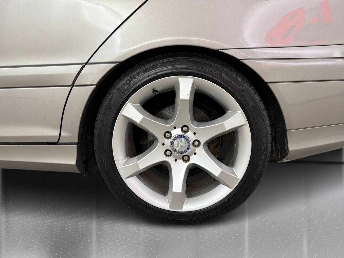 Mercedes-Benz C vaihtoauto