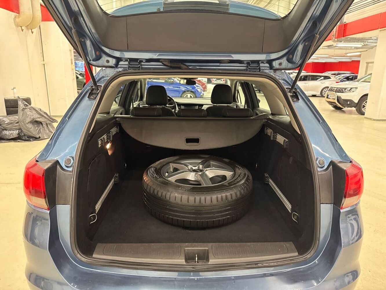 Opel Astra vaihtoauto