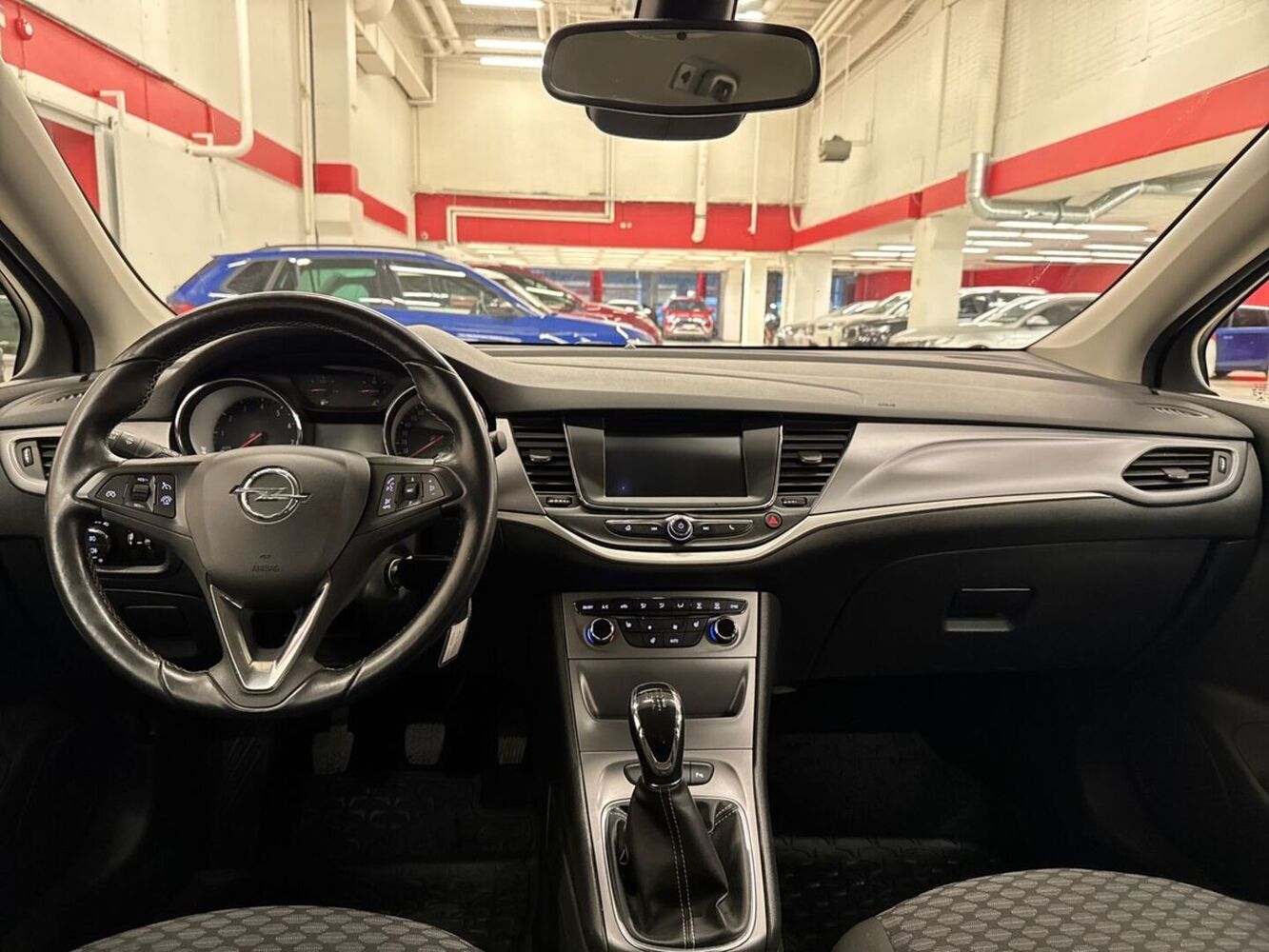 Opel Astra vaihtoauto