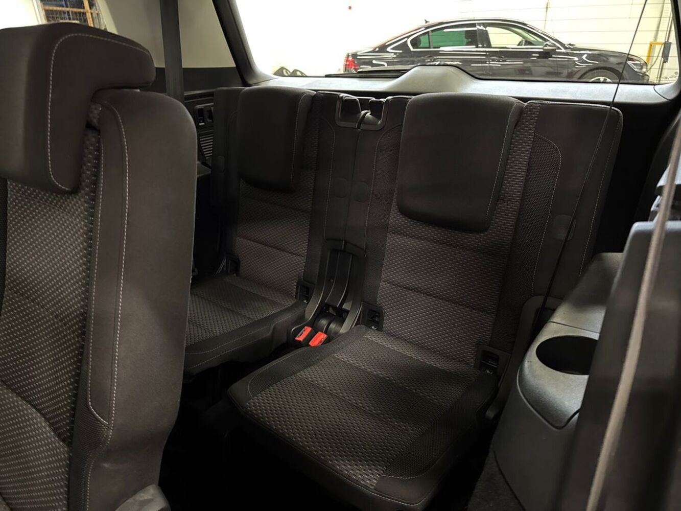 Volkswagen Touran vaihtoauto