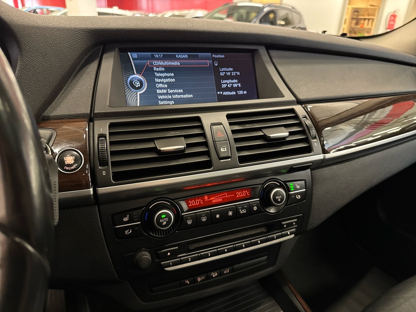 BMW X5 vaihtoauto