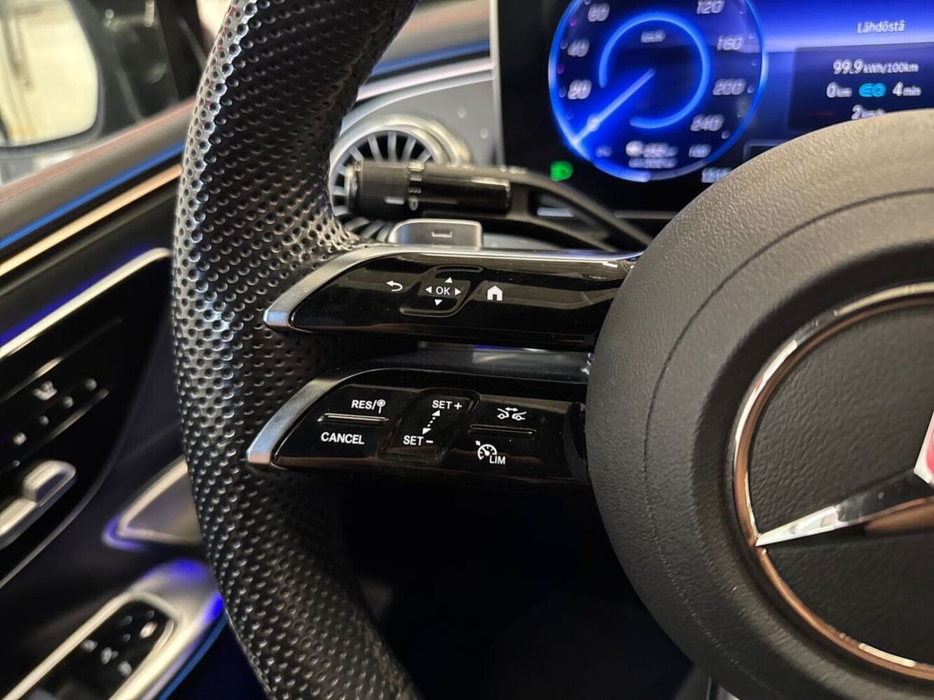 Mercedes-Benz EQE vaihtoauto