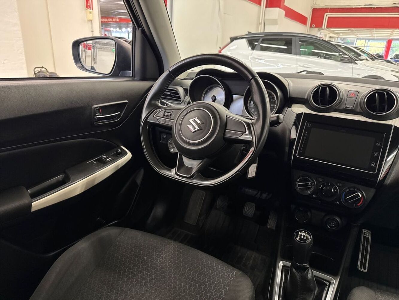 Suzuki Swift vaihtoauto