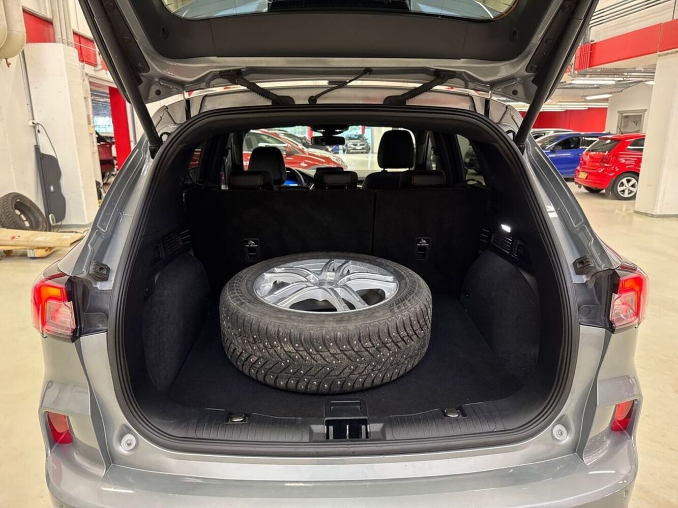 Ford Kuga vaihtoauto