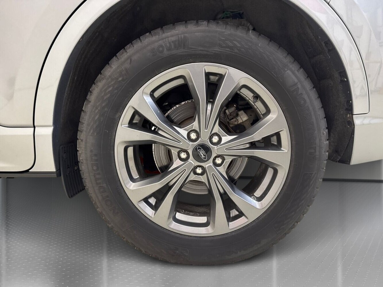 Ford Kuga vaihtoauto