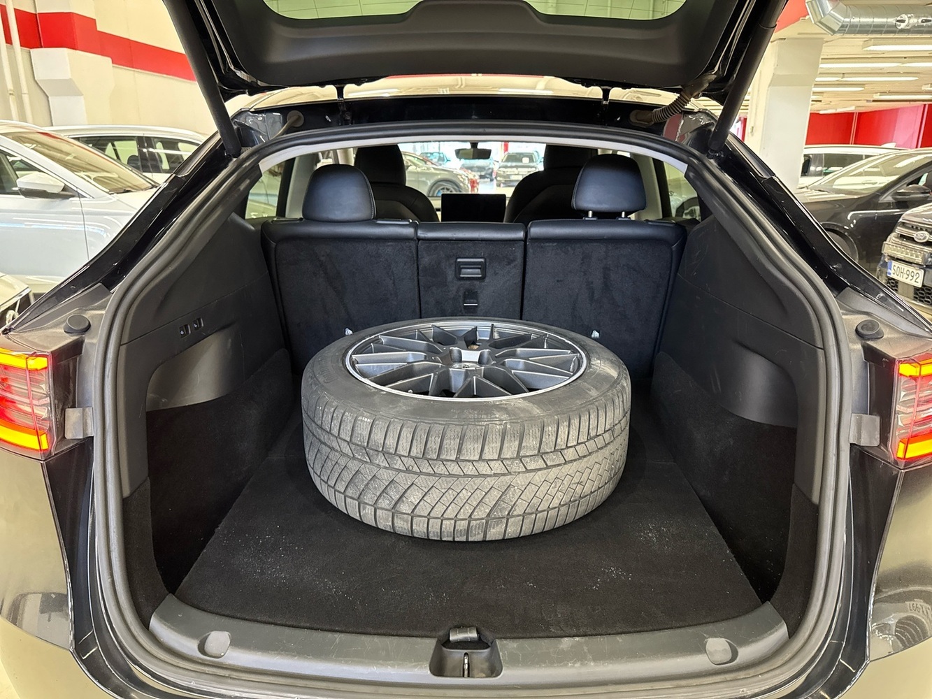 Tesla Model Y vaihtoauto