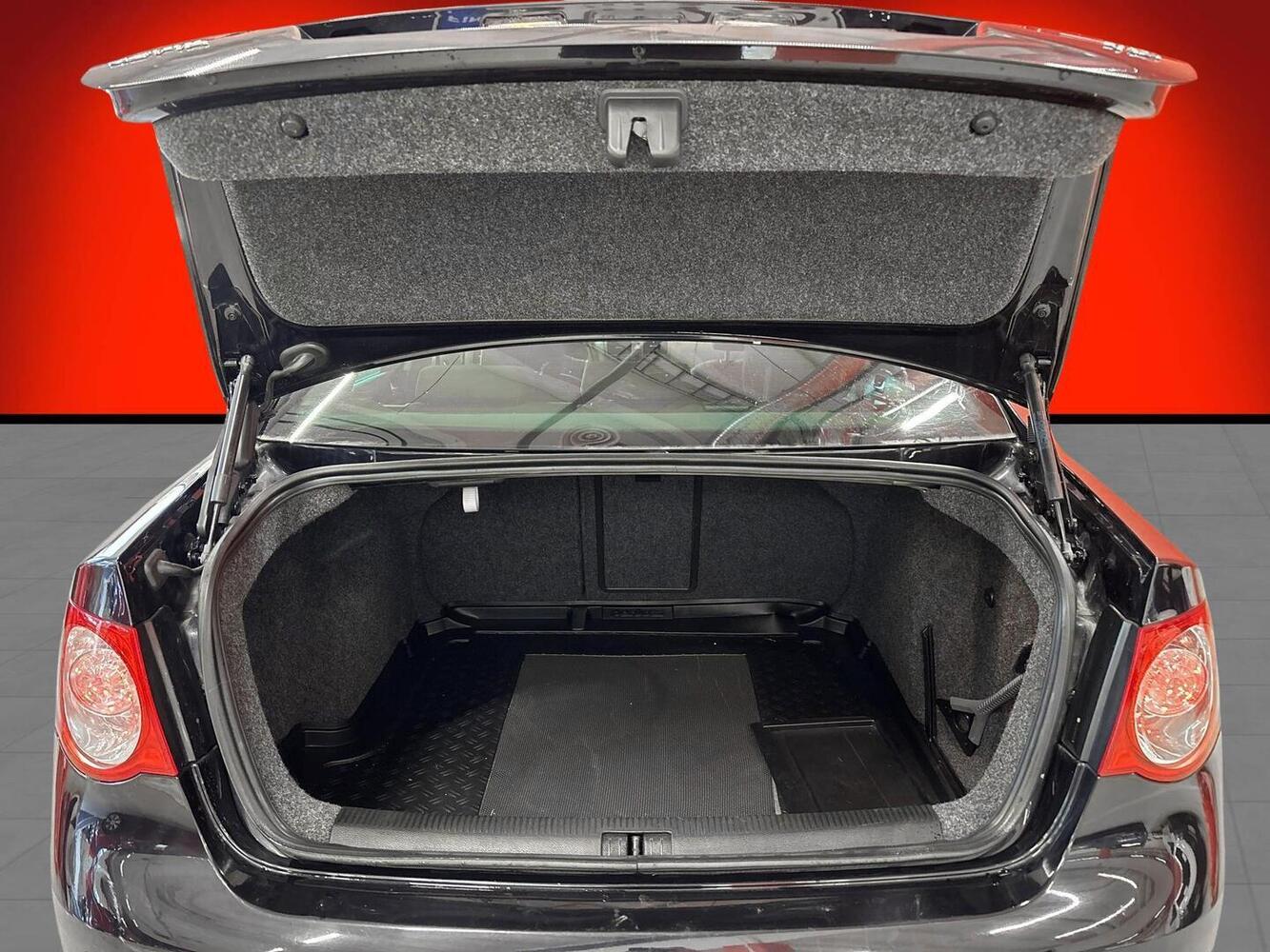 Volkswagen Jetta vaihtoauto