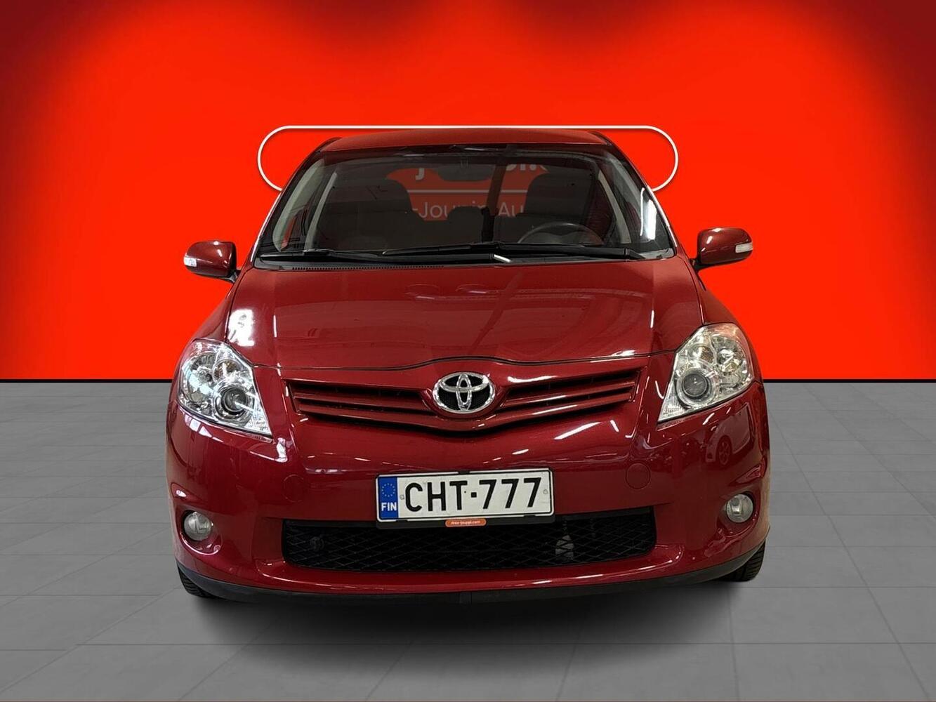Toyota Auris vaihtoauto