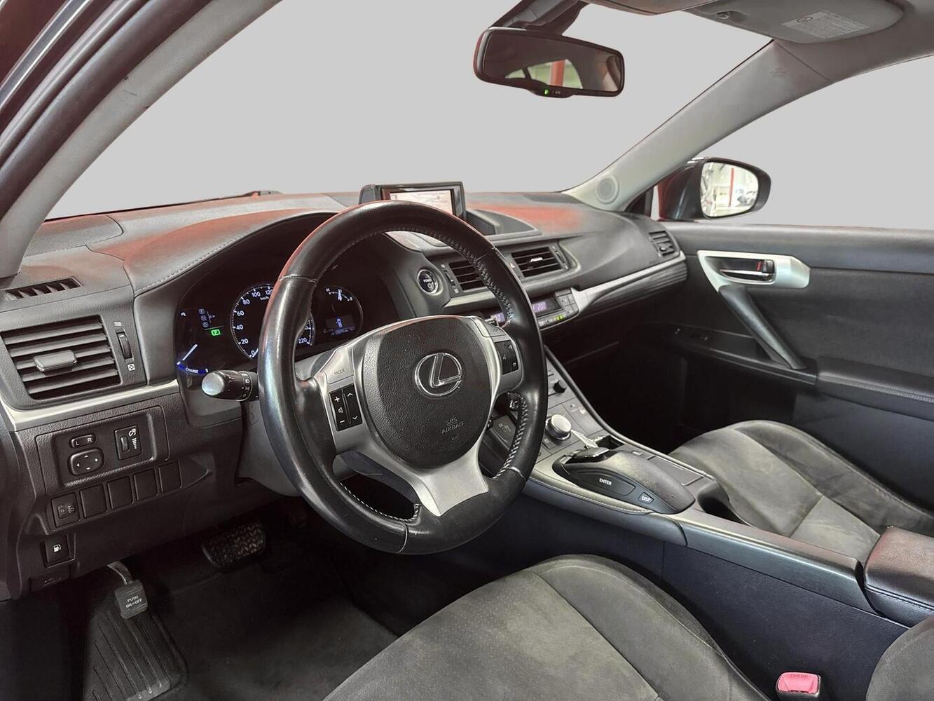 Lexus CT vaihtoauto