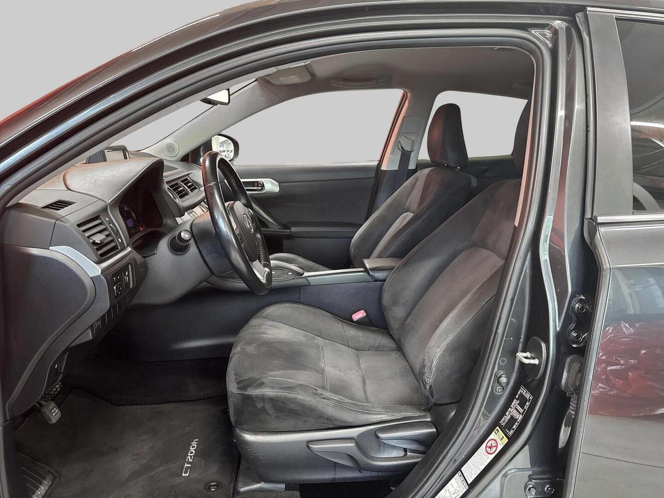 Lexus CT vaihtoauto