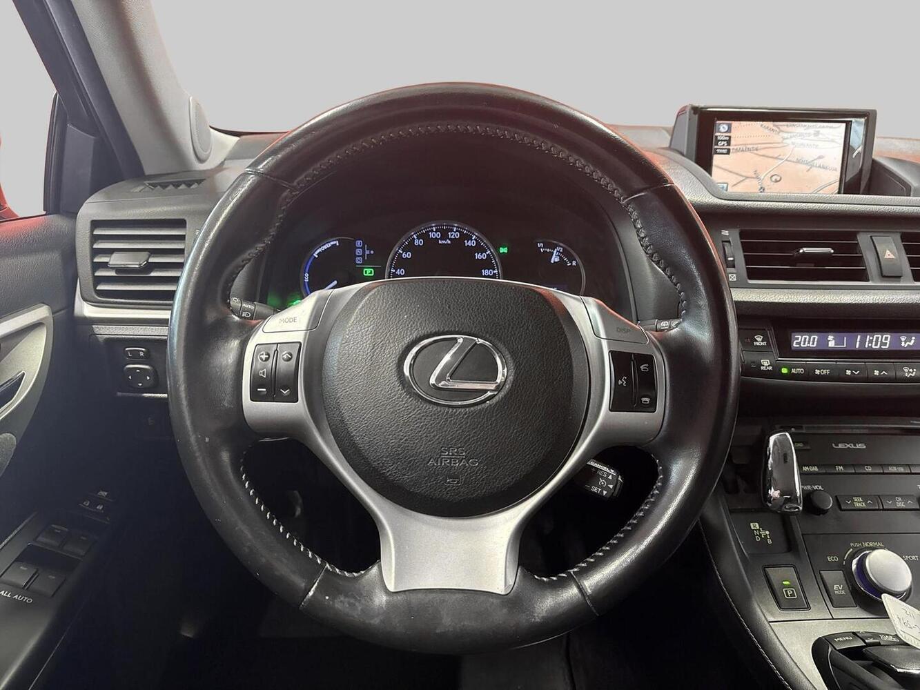 Lexus CT vaihtoauto