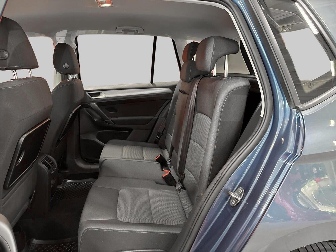 Volkswagen Golf Sportsvan vaihtoauto