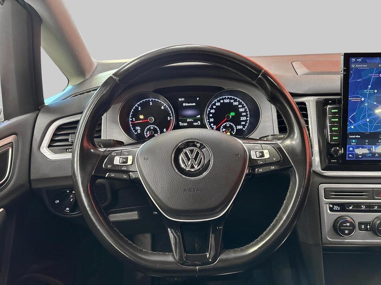 Volkswagen Golf Sportsvan vaihtoauto