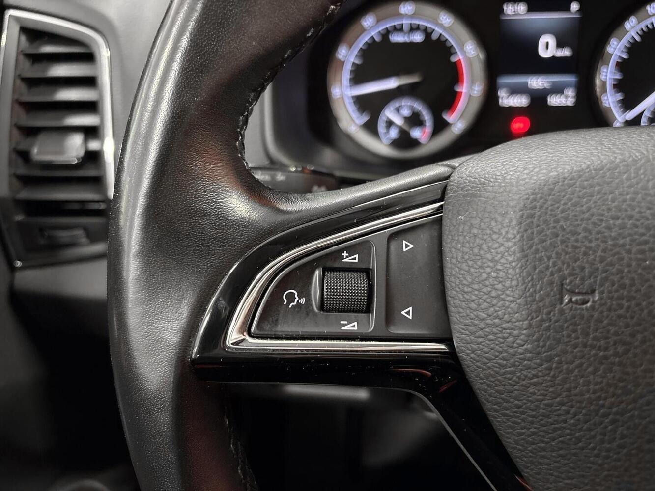 Skoda Karoq vaihtoauto