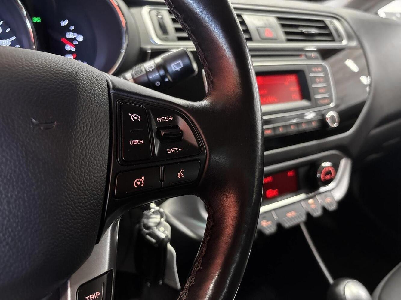 Kia Rio vaihtoauto