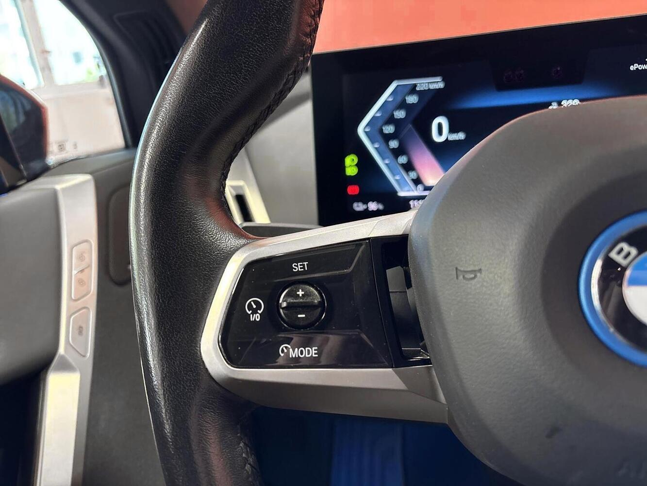 BMW iX vaihtoauto