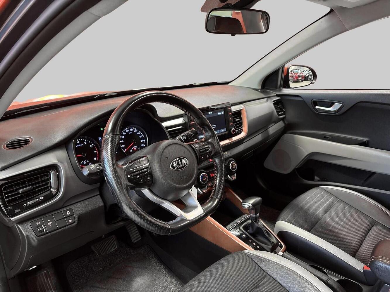 Kia Stonic vaihtoauto