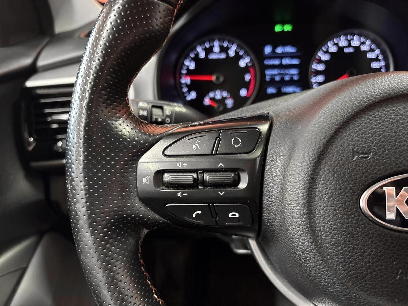 Kia Stonic vaihtoauto
