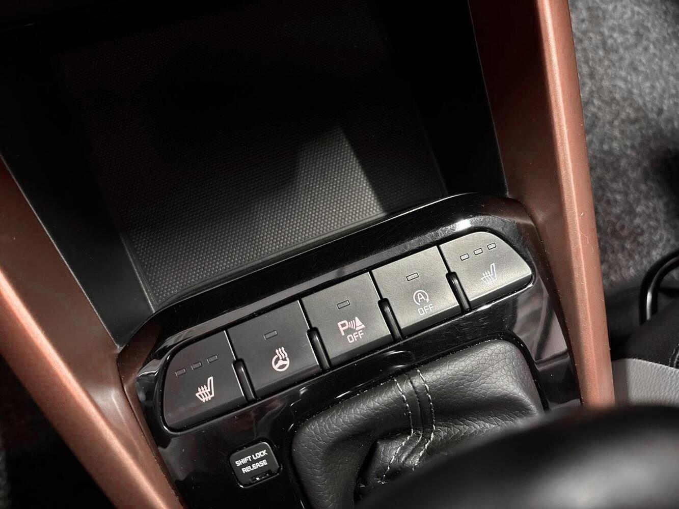 Kia Stonic vaihtoauto