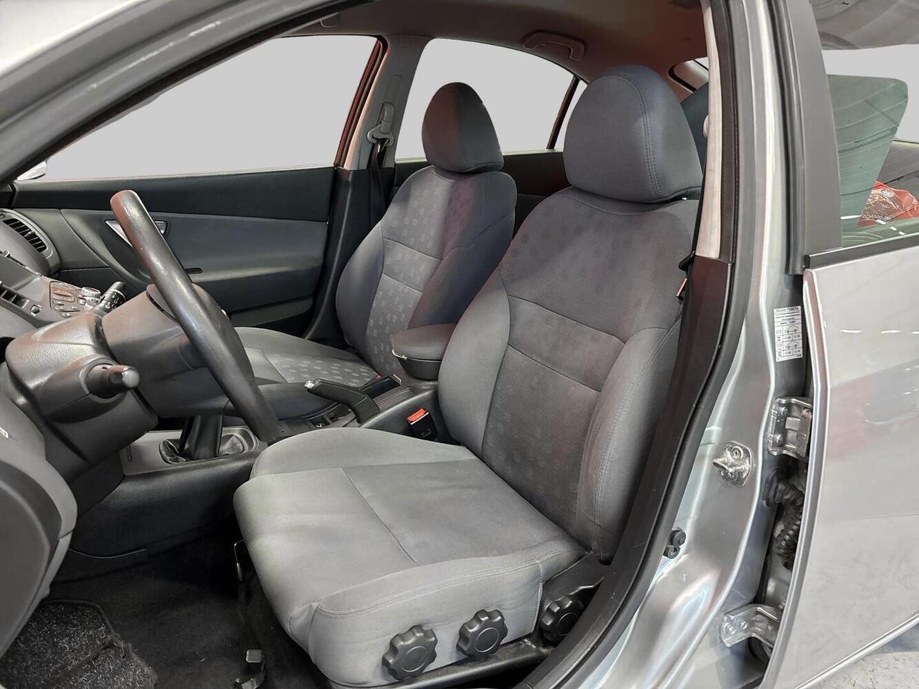 Nissan Primera vaihtoauto