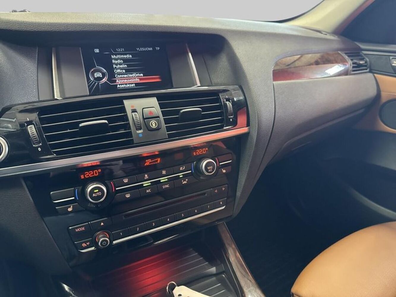 BMW X3 vaihtoauto