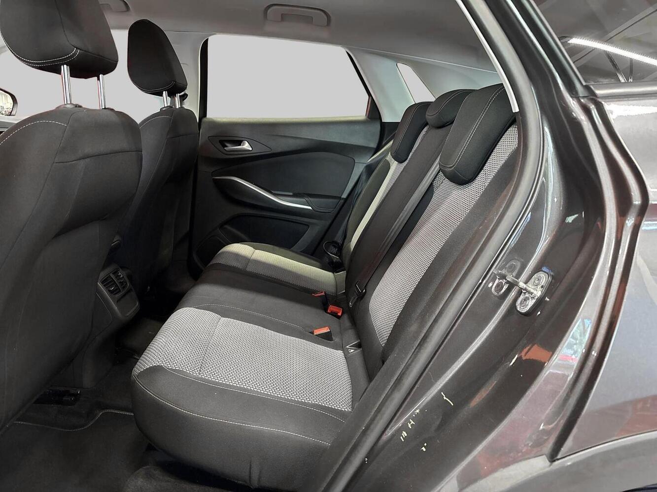 Opel Grandland vaihtoauto