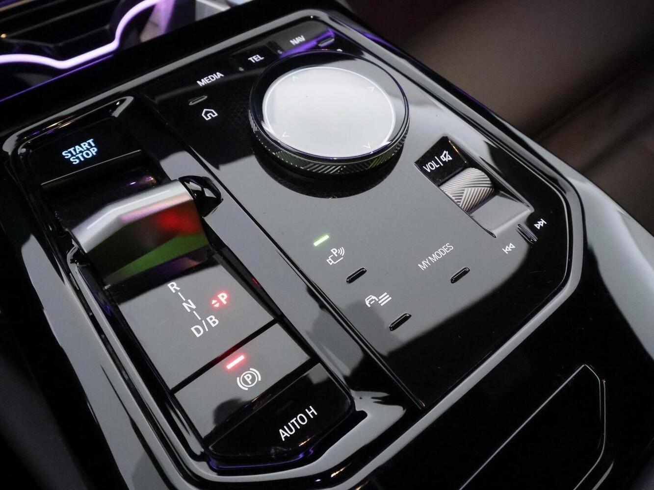 BMW i5 vaihtoauto