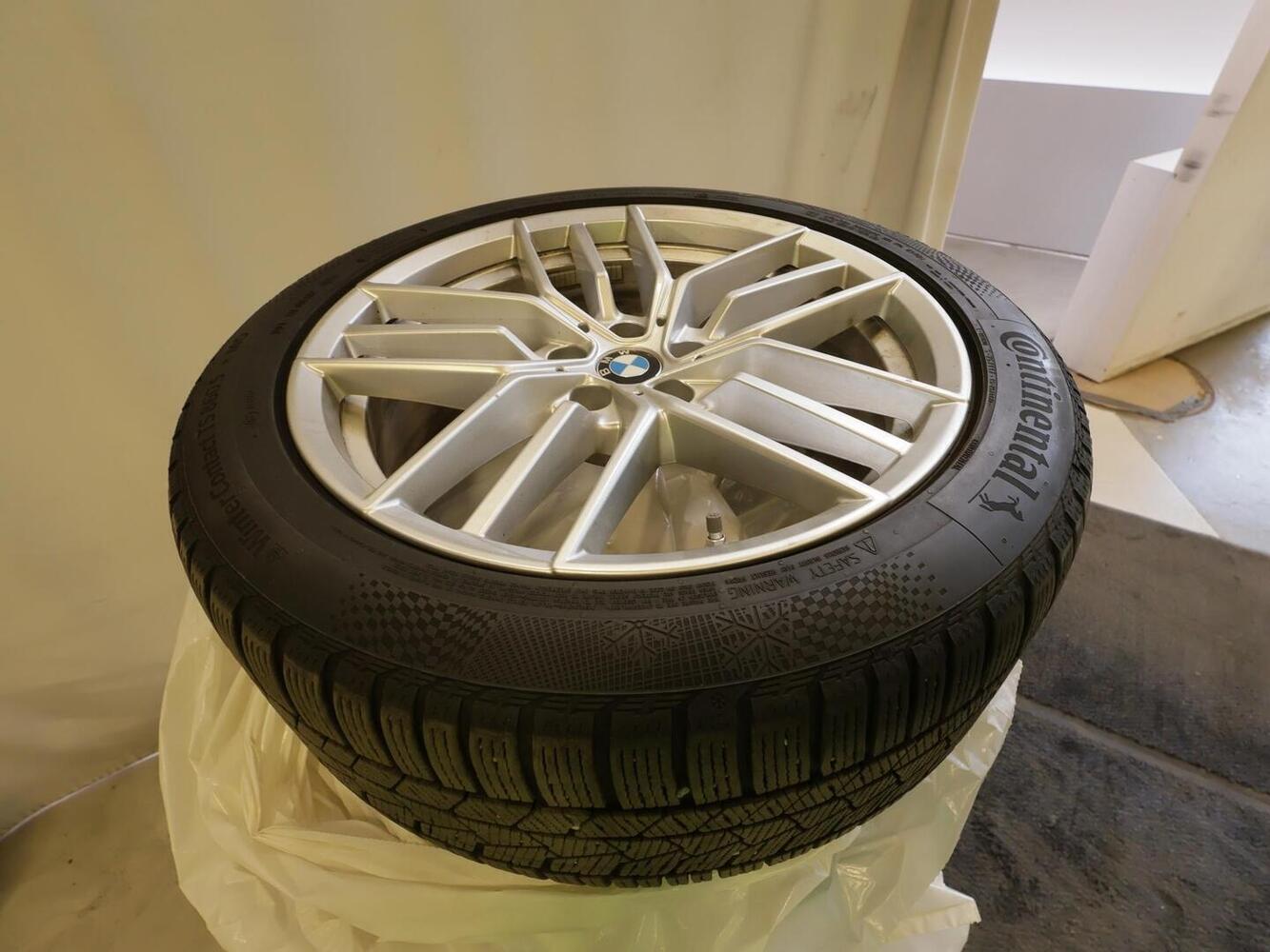 BMW i5 vaihtoauto