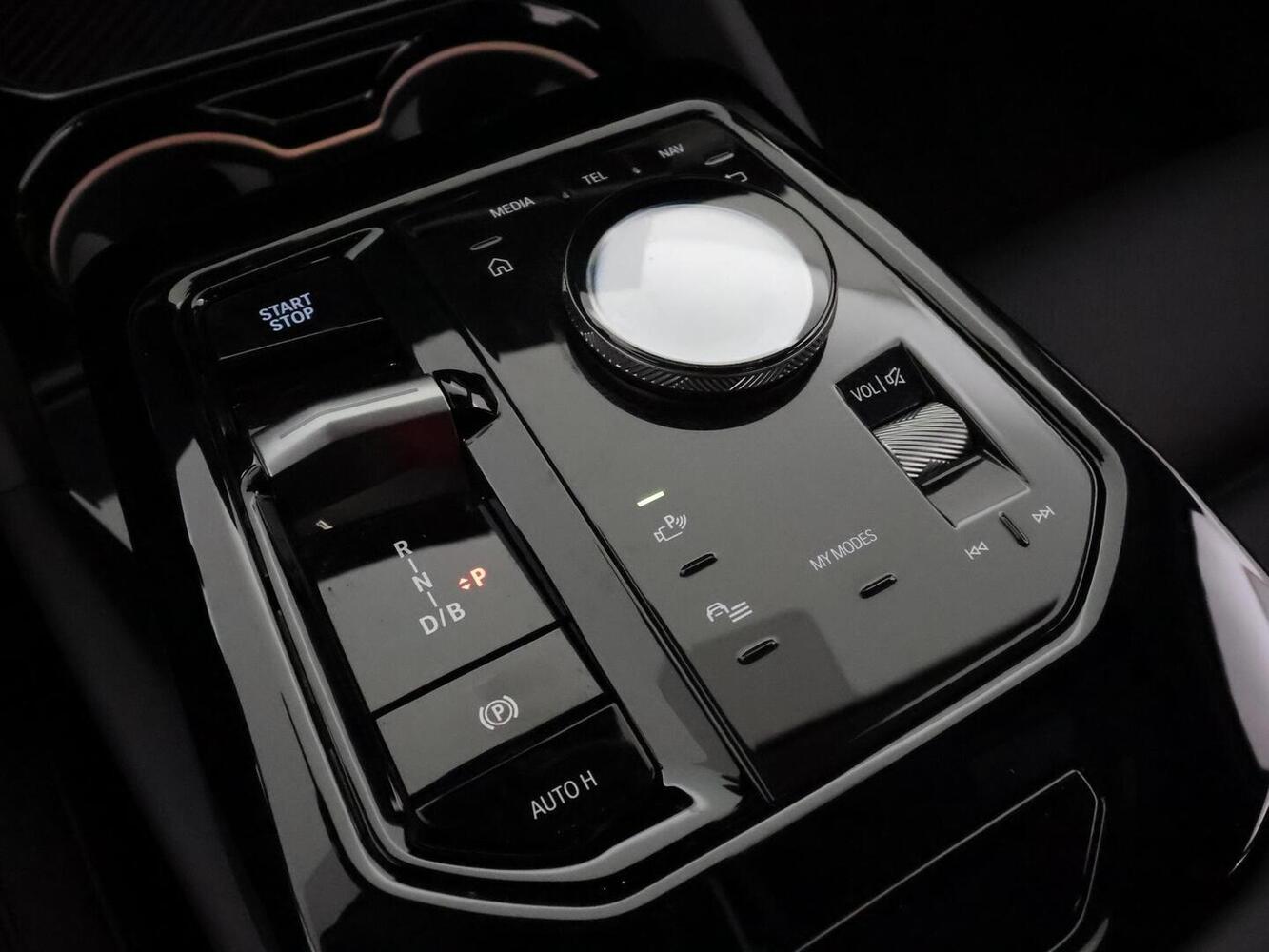BMW i5 vaihtoauto