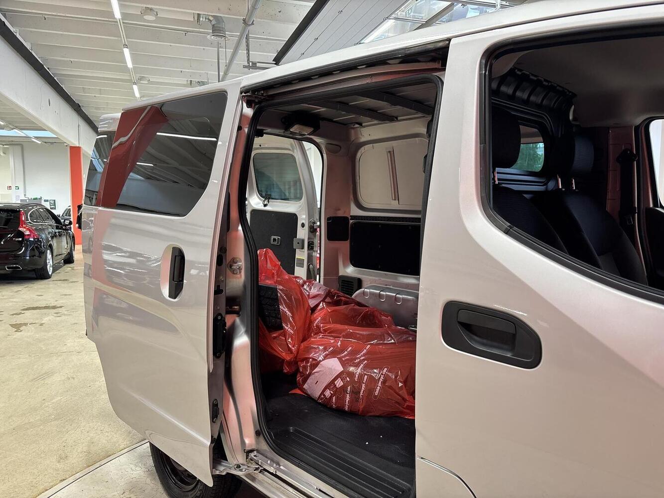 Nissan NV200 vaihtoauto