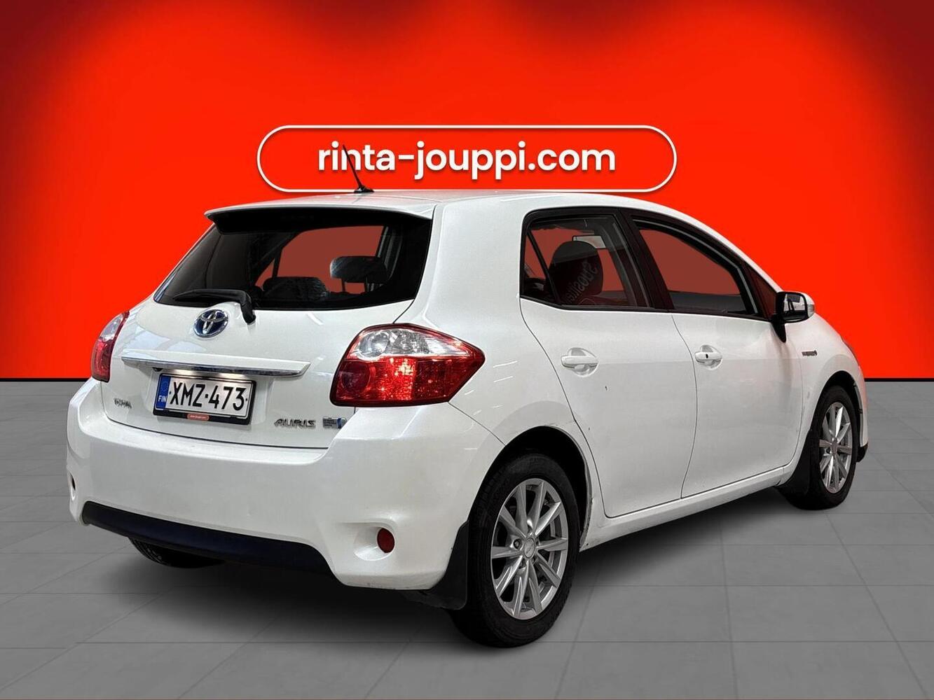 Toyota Auris vaihtoauto