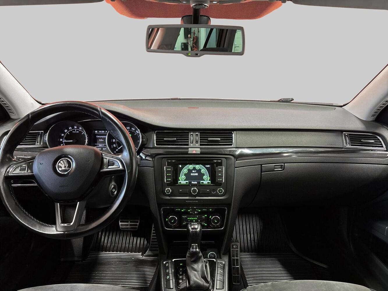 Skoda Superb vaihtoauto