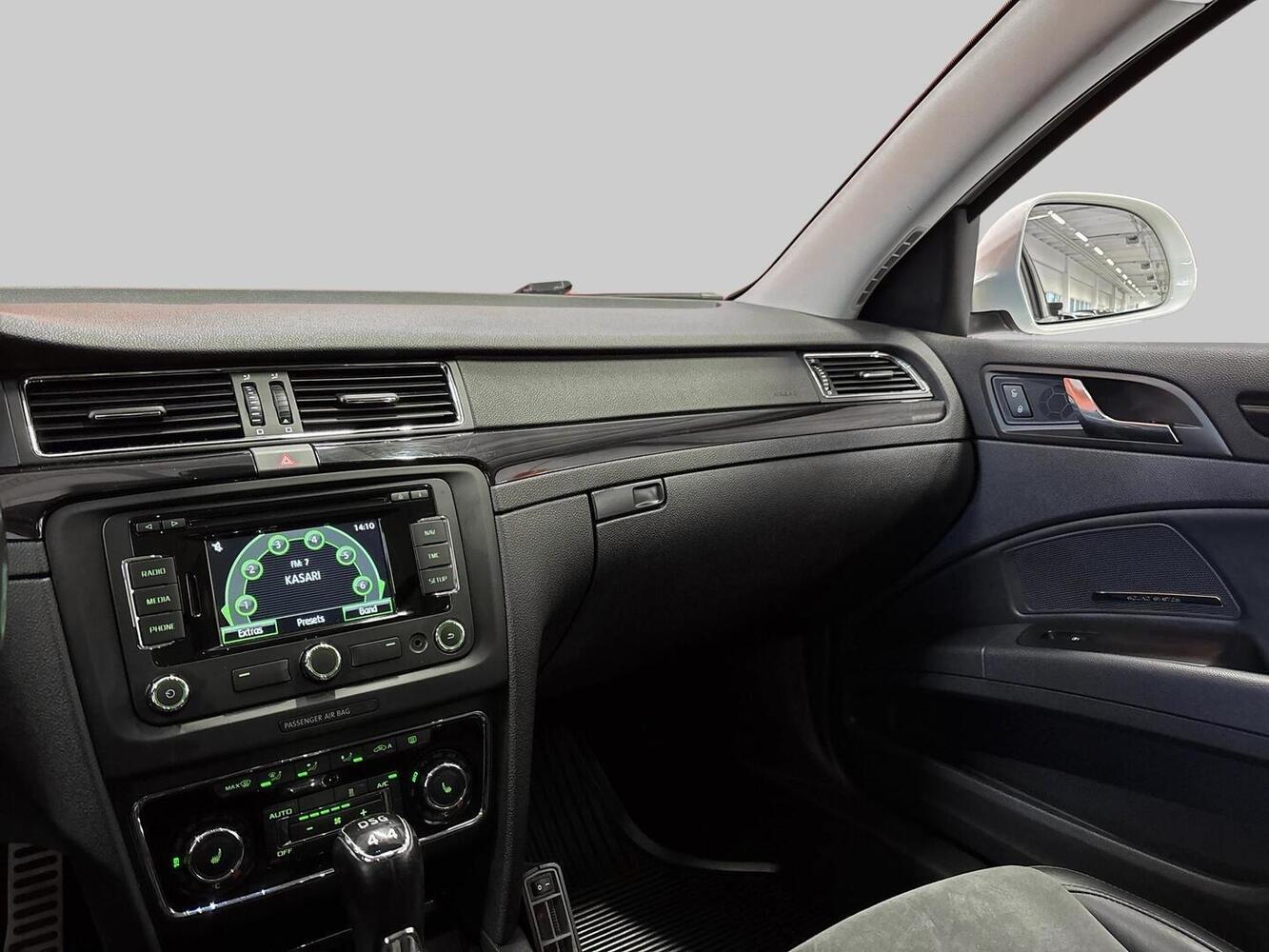 Skoda Superb vaihtoauto
