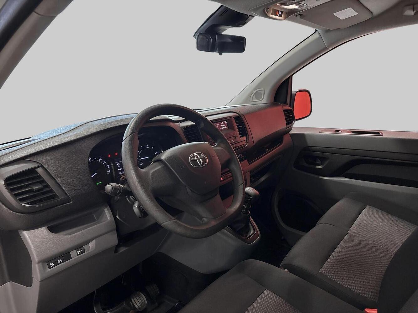 Toyota Proace vaihtoauto