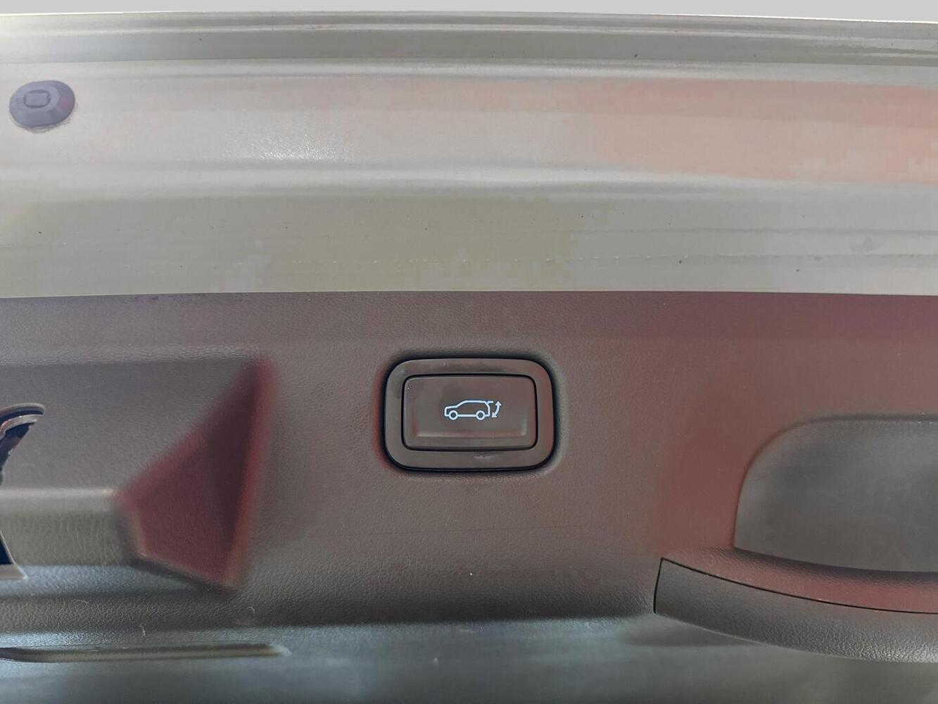 Hyundai KONA Hybrid vaihtoauto
