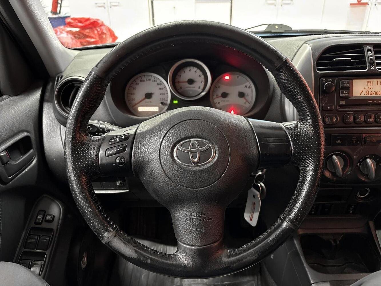 Toyota RAV4 vaihtoauto