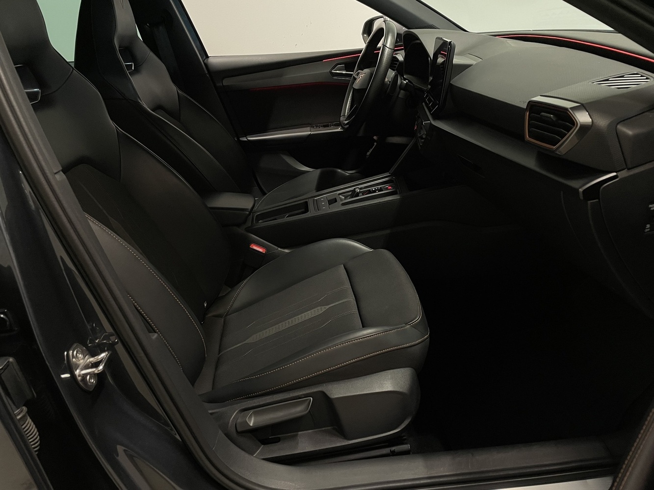 Cupra Leon Sportstourer vaihtoauto