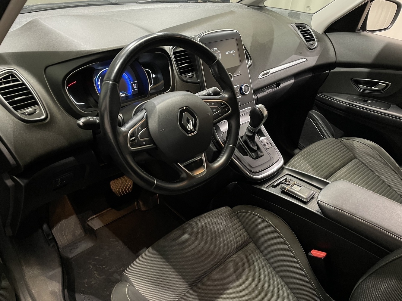 Renault Grand Scénic vaihtoauto