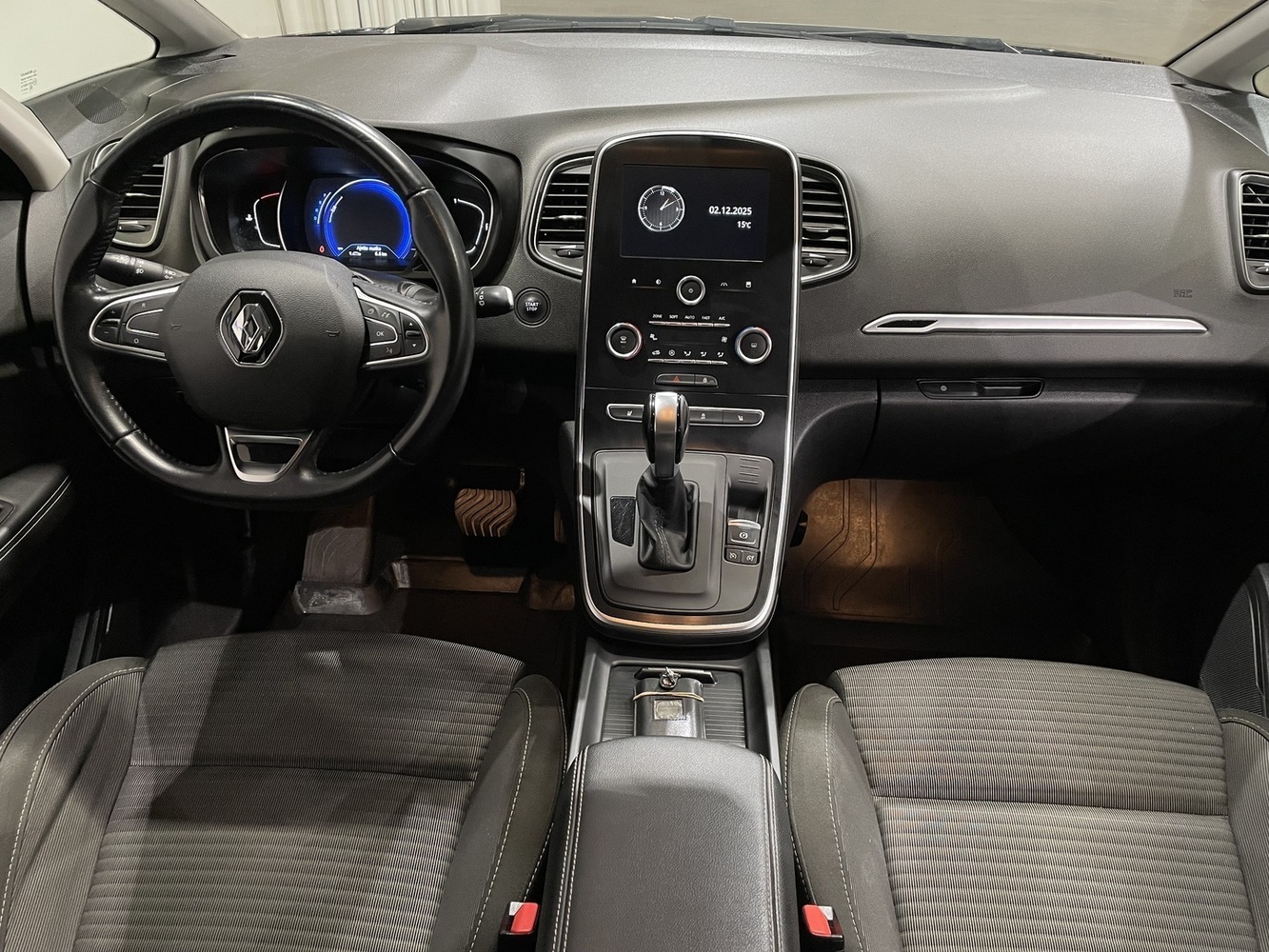 Renault Grand Scénic vaihtoauto