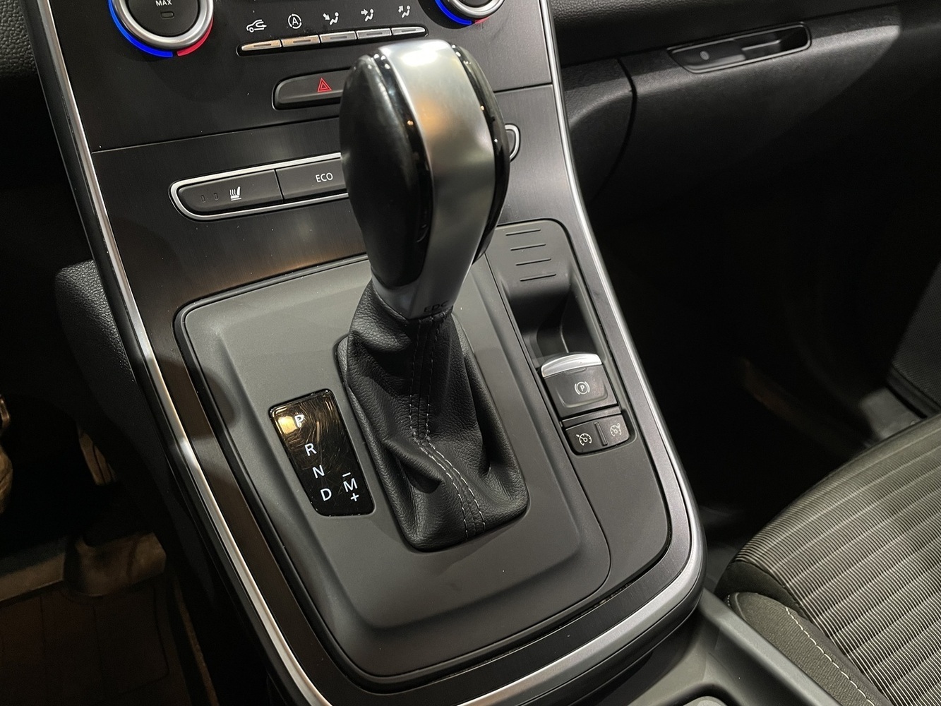 Renault Grand Scénic vaihtoauto
