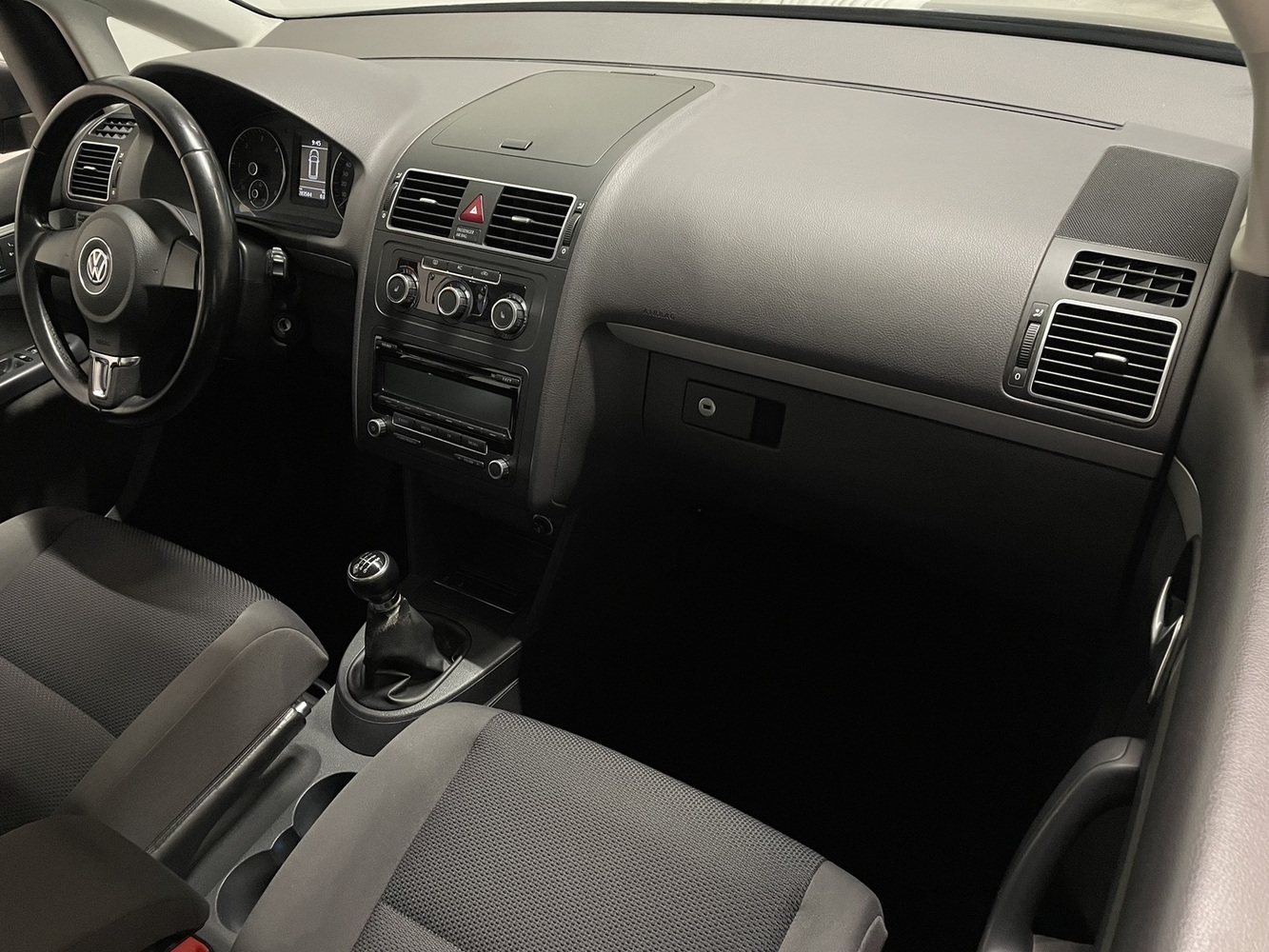 Volkswagen Touran vaihtoauto
