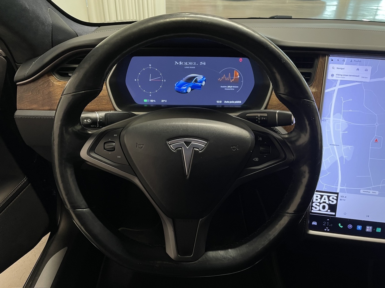 Tesla Model S vaihtoauto