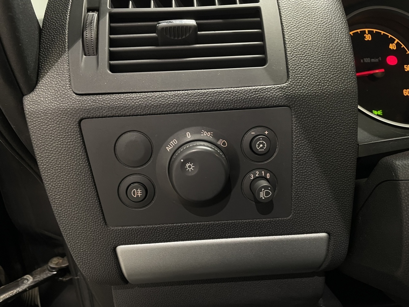 Opel Zafira vaihtoauto