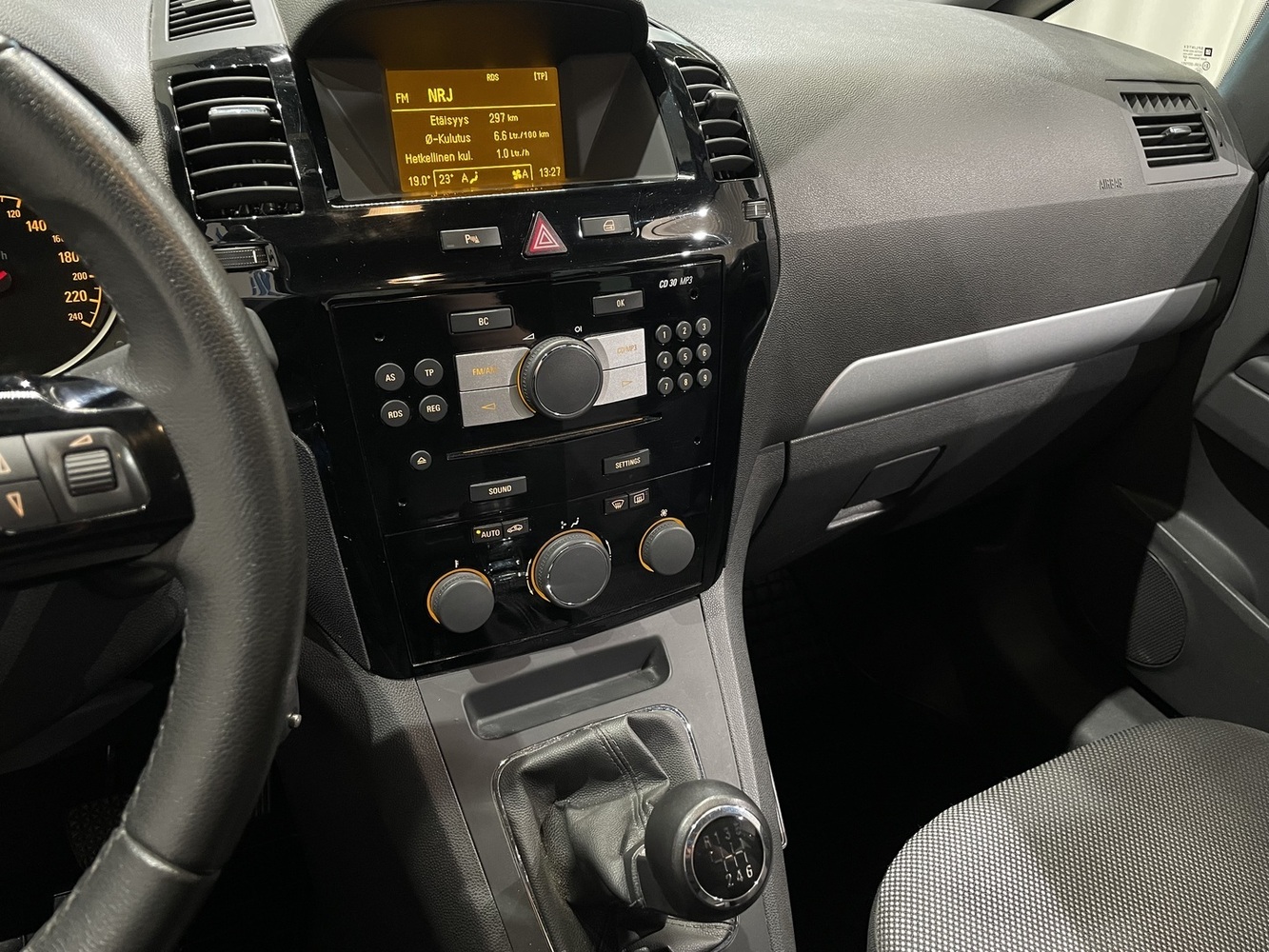 Opel Zafira vaihtoauto