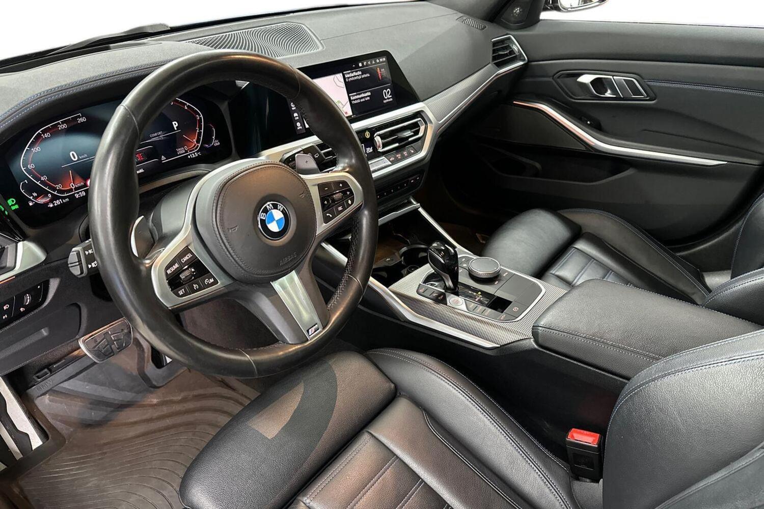 BMW 330 vaihtoauto