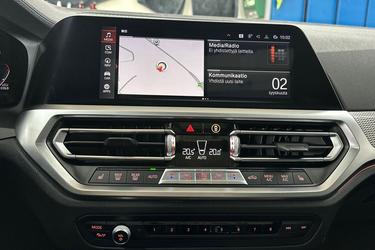 BMW 330 vaihtoauto