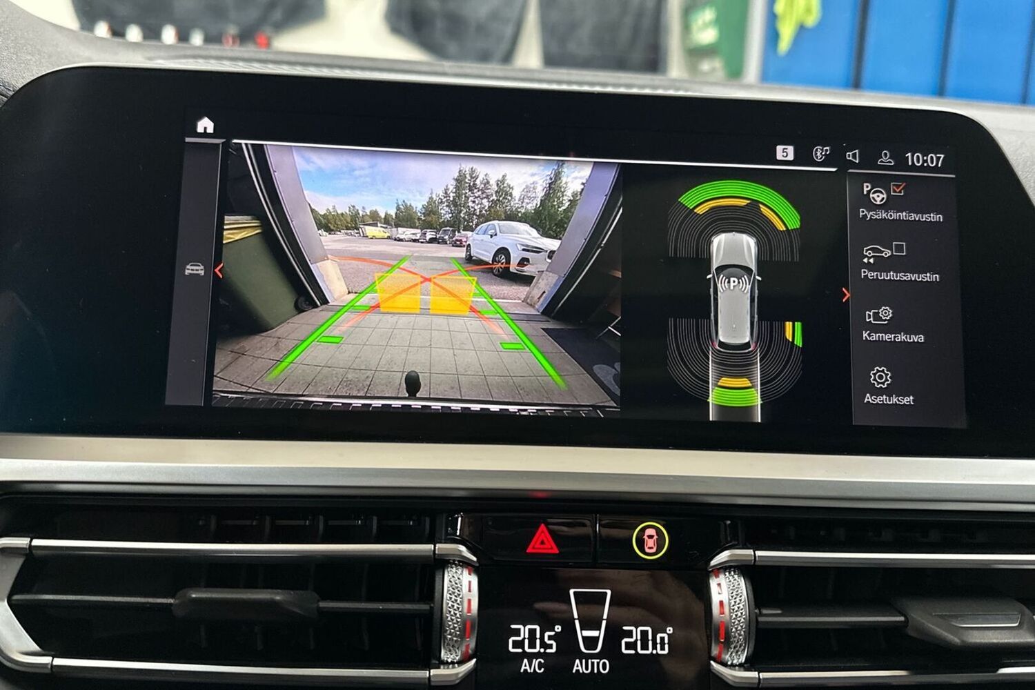 BMW 330 vaihtoauto