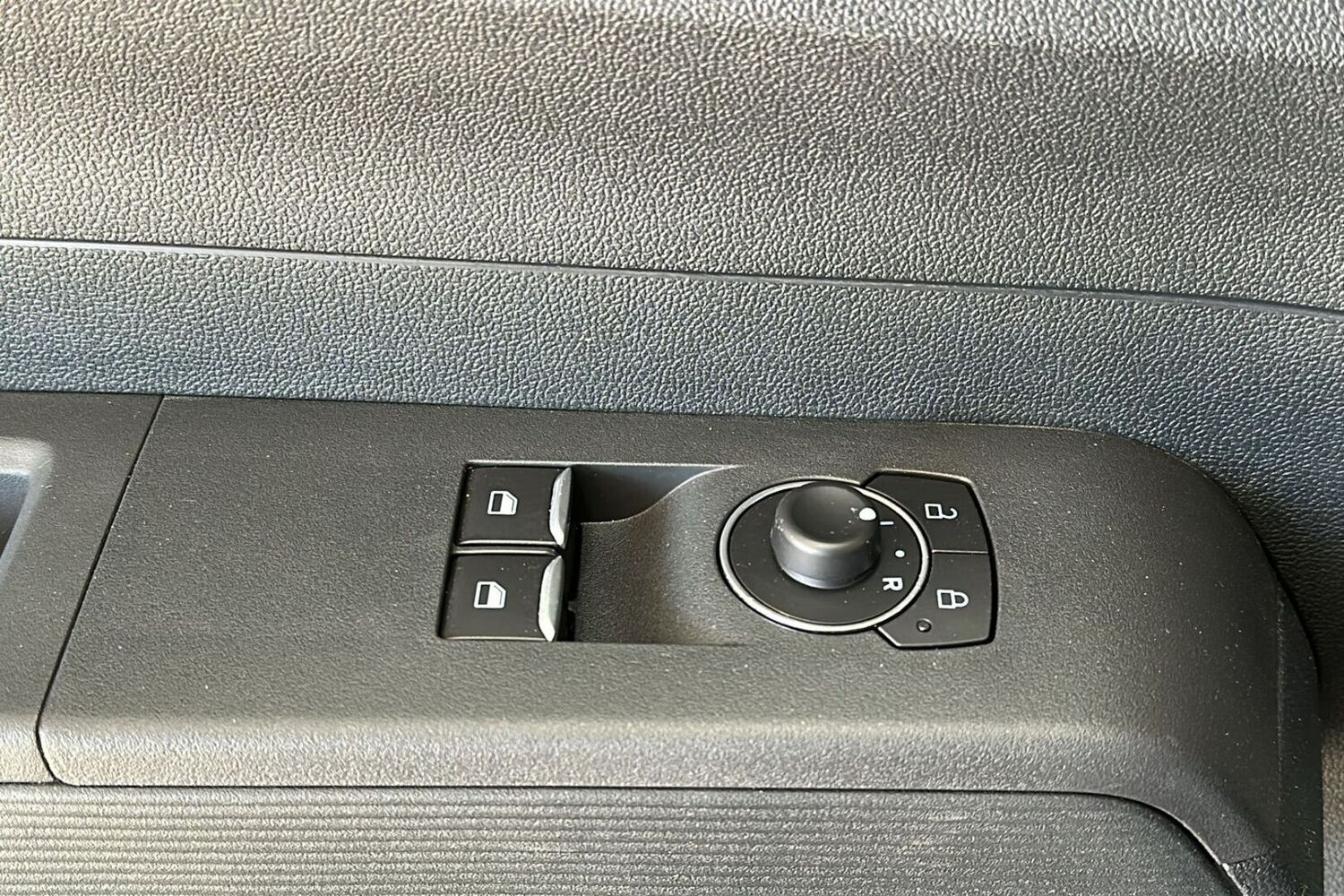 Ford Transit Courier vaihtoauto