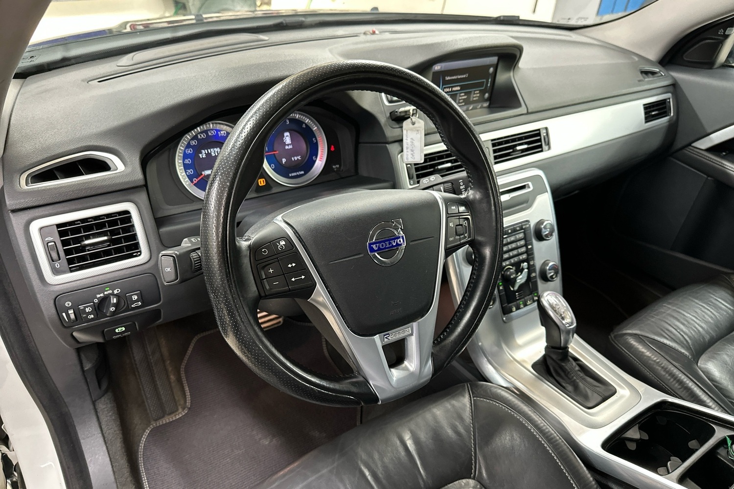 Volvo V70 vaihtoauto