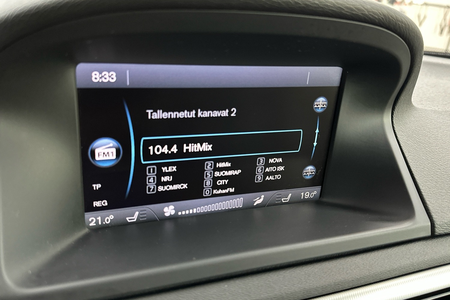Volvo V70 vaihtoauto
